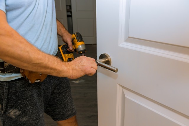 Residential-Lock-Change--in-Chagrin-Falls-Ohio-residential-lock-change-chagrin-falls-ohio.jpg-image